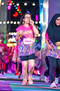 BIB: 19067
                            <button type="button" onclick="openModal(24689001)" class="btn btn-primary btn-sm float-right btn-popup" data-toggle="modal" data-target=".modal-high-quality">
                        <i class="fas fa-shopping-cart"></i> Add to Cart
                    </button>
                                            <button type="button" onclick="isThisMe(24689001, true)" class="btn btn-success btn-sm float-right btn-popup btn-isme hidden" data-toggle="tooltip" data-placement="bottom" title="นี่คือรูปของคุณใช่ไหม คลิกที่นี่เพื่อเอาเข้าอัลบั้ม">
                        <i class="fas fa-plus"></i> Add to album
                    </button>
                    <button type="button" onclick="isThisMe(24689001, false)" class="btn btn-warning btn-sm float-right btn-popup btn-isnotme hidden">
                        <i class="fas fa-ban"></i> Remove from album
                    </button>